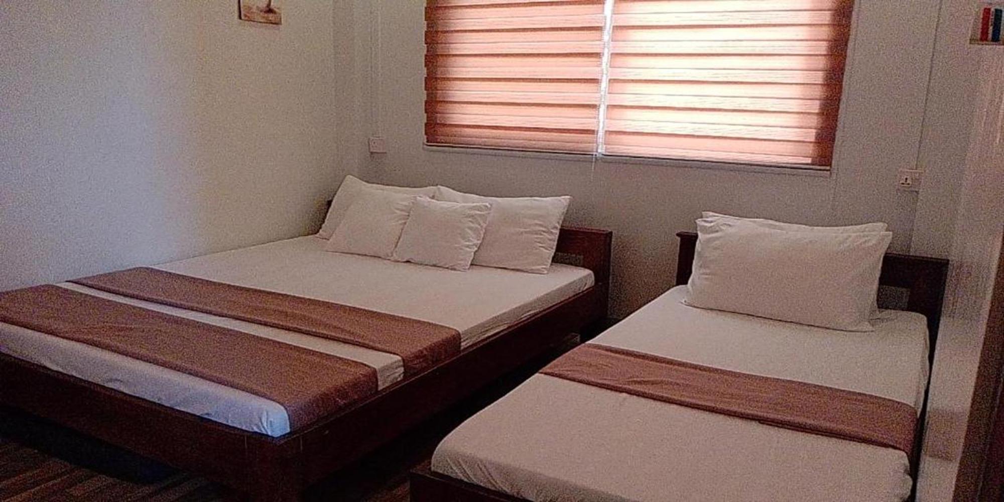Fnt Transient House Near Hundred Islands Hotel Alaminos Ngoại thất bức ảnh
